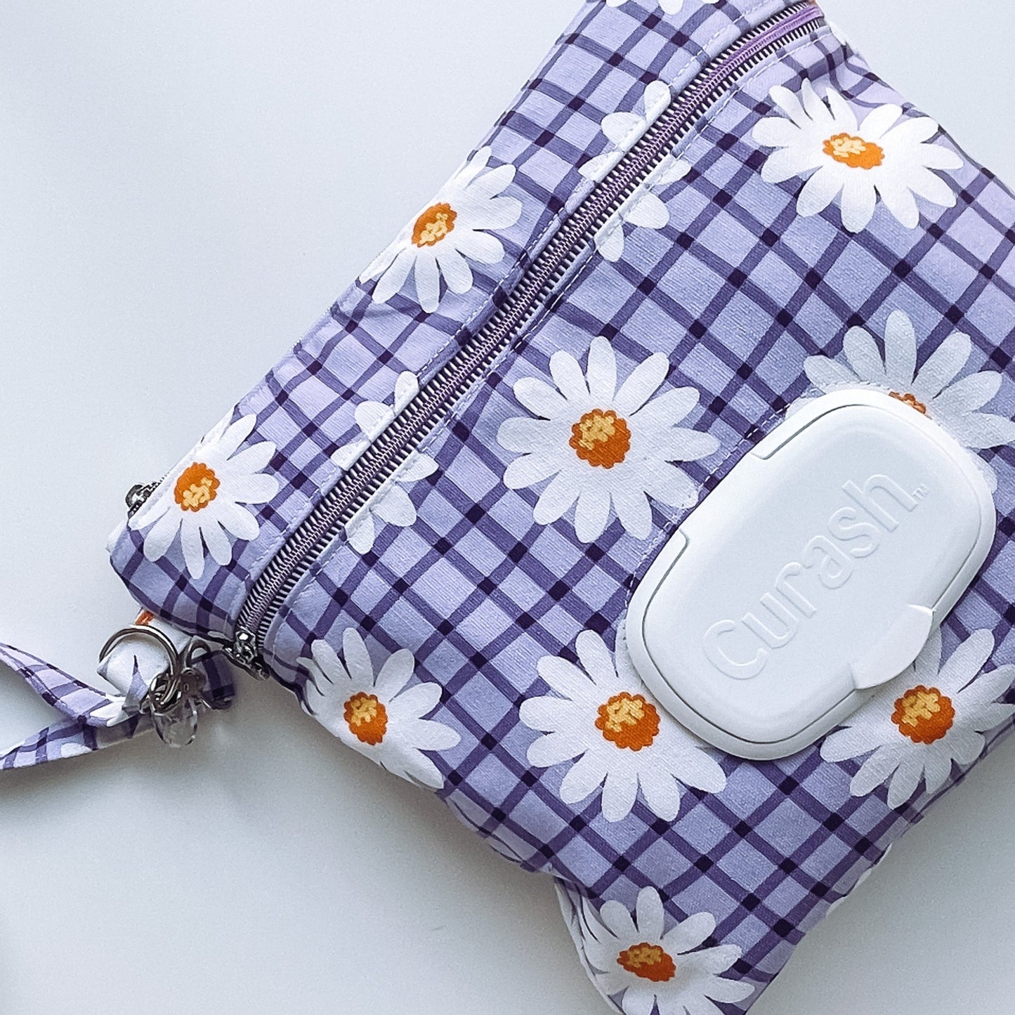 Grab & Go - Wipes and Nappy Pouch - (1.0)